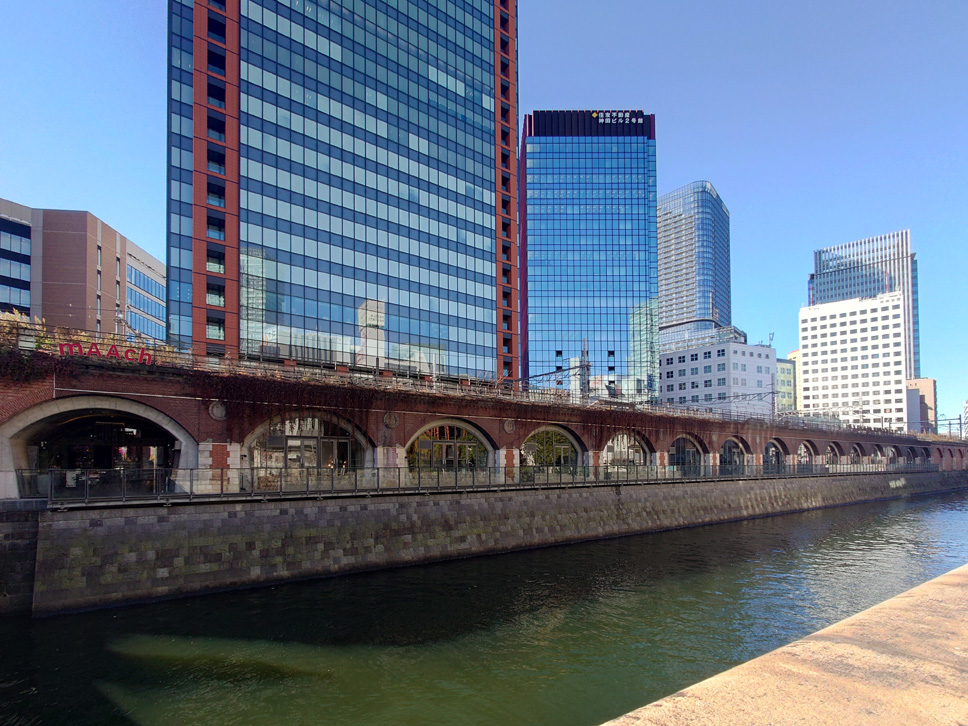 mAAch ecute神田万世橋